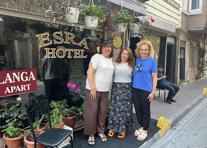 Szálloda Langa Esra *